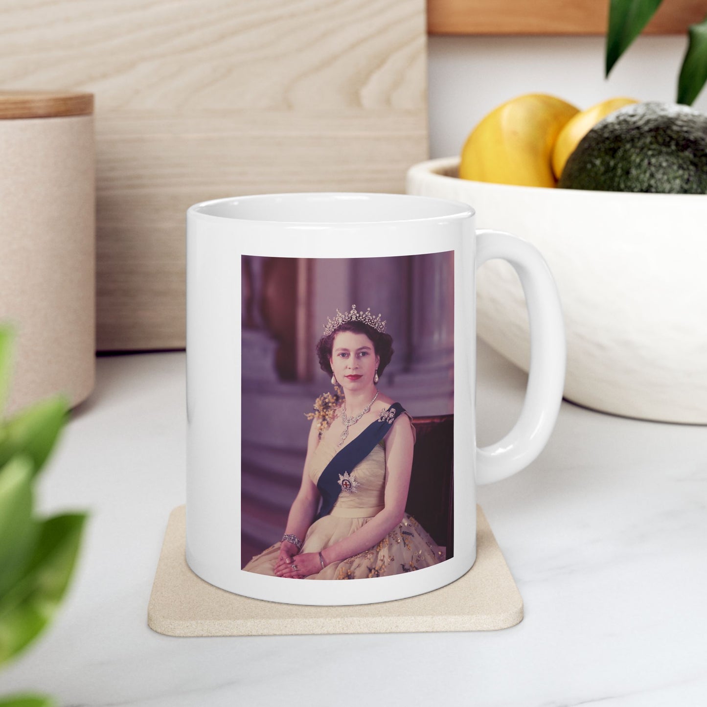 Queen Elizabeth Ceramic Mug, (11oz, 15oz)