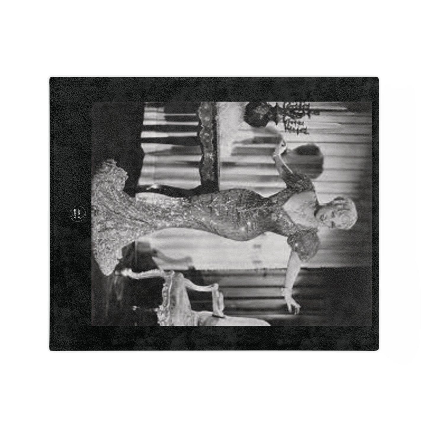 Mae West Glamour Velveteen Microfiber Blanket