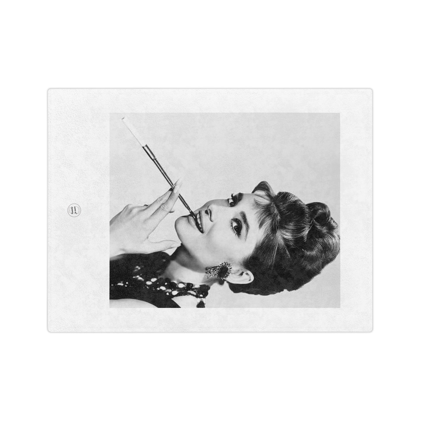 Audrey Hepburn Classy White Velveteen Microfiber Blanket