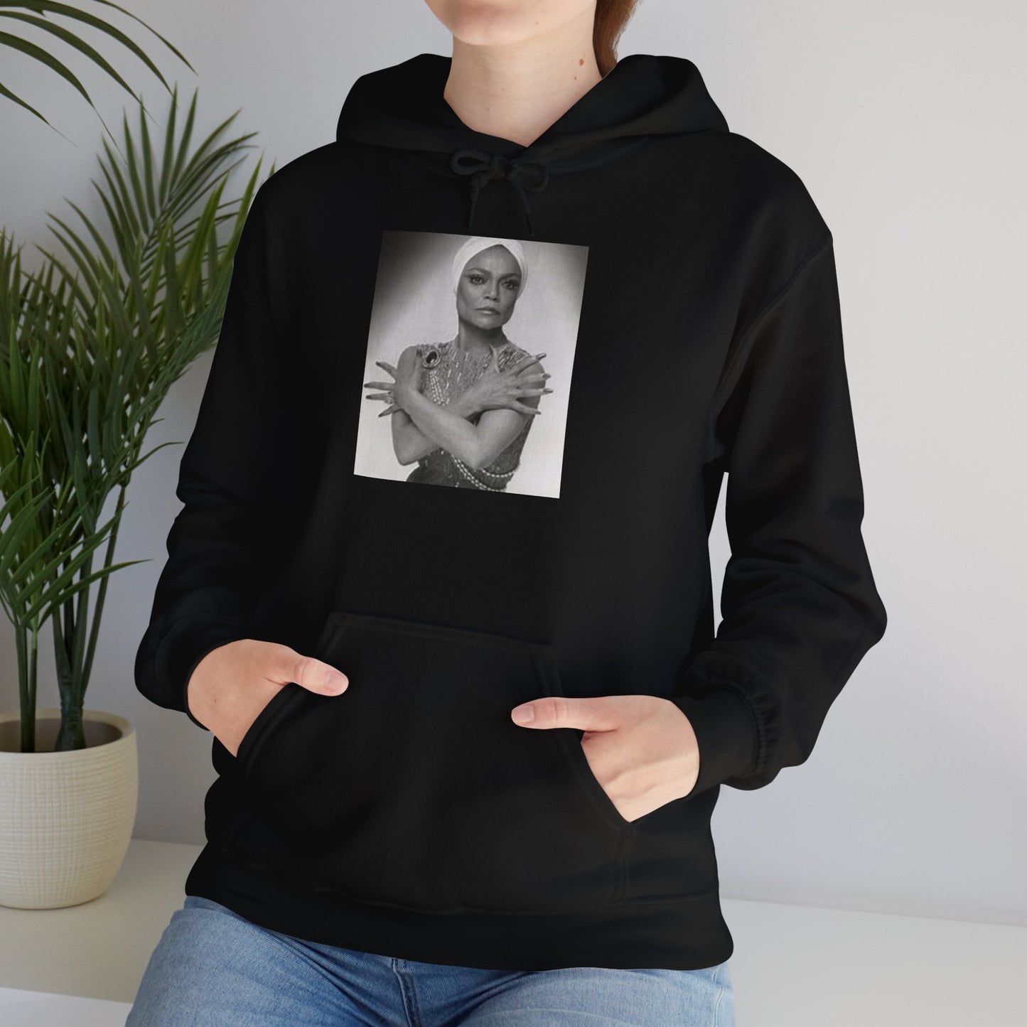Eartha Kitt Heavy Blend™ Hooded Sweatshirt